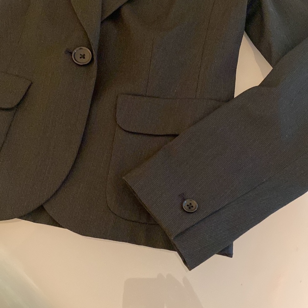 Banana Republic Black Notched Single Button Blazer Size 2P - Picture 4 of 11
